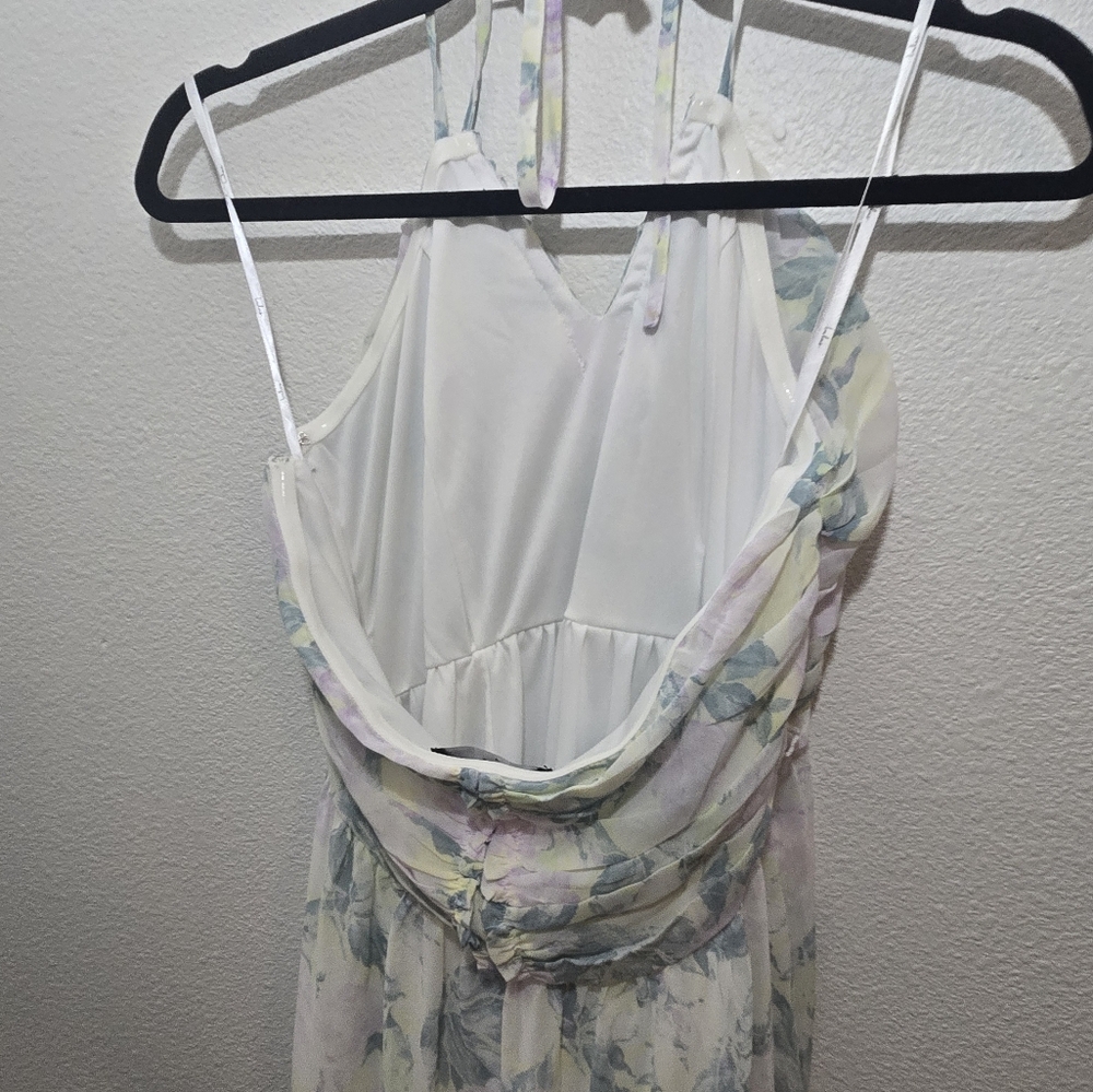 Lulus NWT Efortlessly Abloom Green Multi Floral Ruched Halter Maxi Dress Medium - Picture 9 of 15